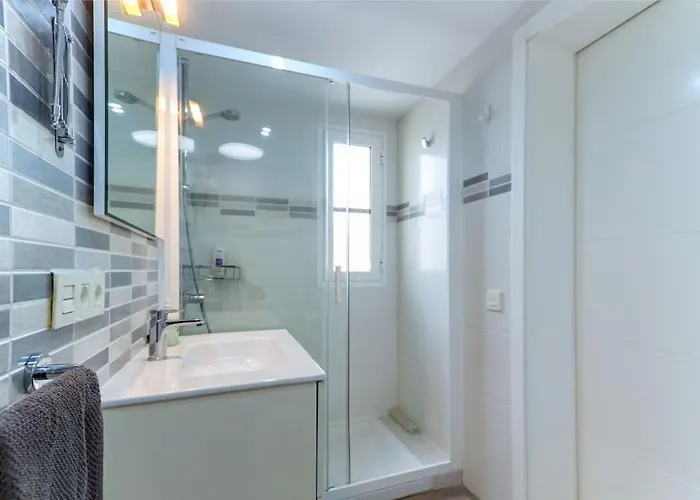 Riviera Park 2b, 2 Bed Puerto del Carmen (Lanzarote)