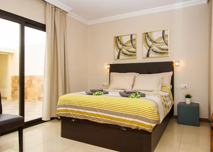 Daire Riviera Park 2b, 2 Bed *