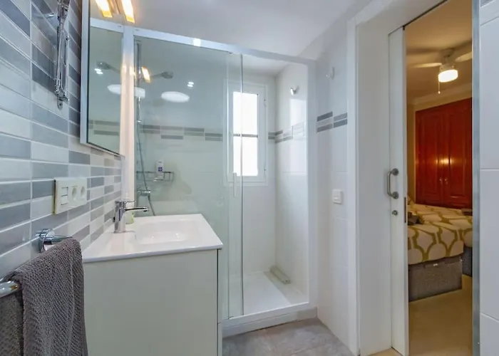 Riviera Park 2b, 2 Bed 公寓