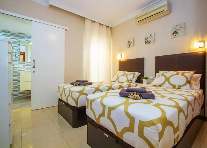 Riviera Park 2b, 2 Bed Apartment Puerto del Carmen (Lanzarote)