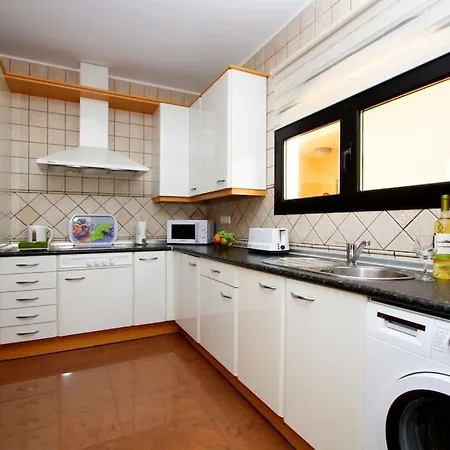 Riviera Park 2b, 2 Bed Appartamento Puerto del Carmen (Lanzarote)